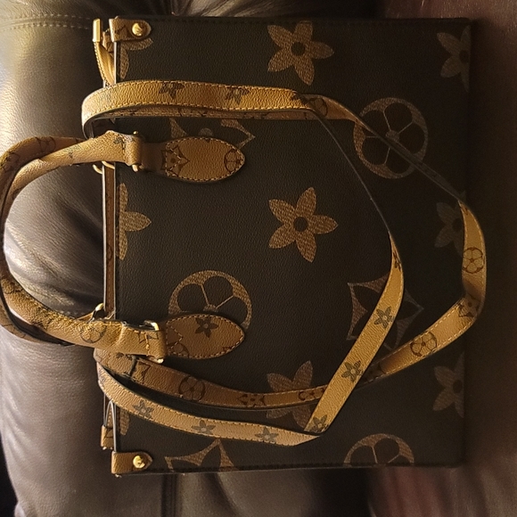 ON THE GO TOTE BAG OTG 2 TONE BROWN BAG - Picture 2 of 11